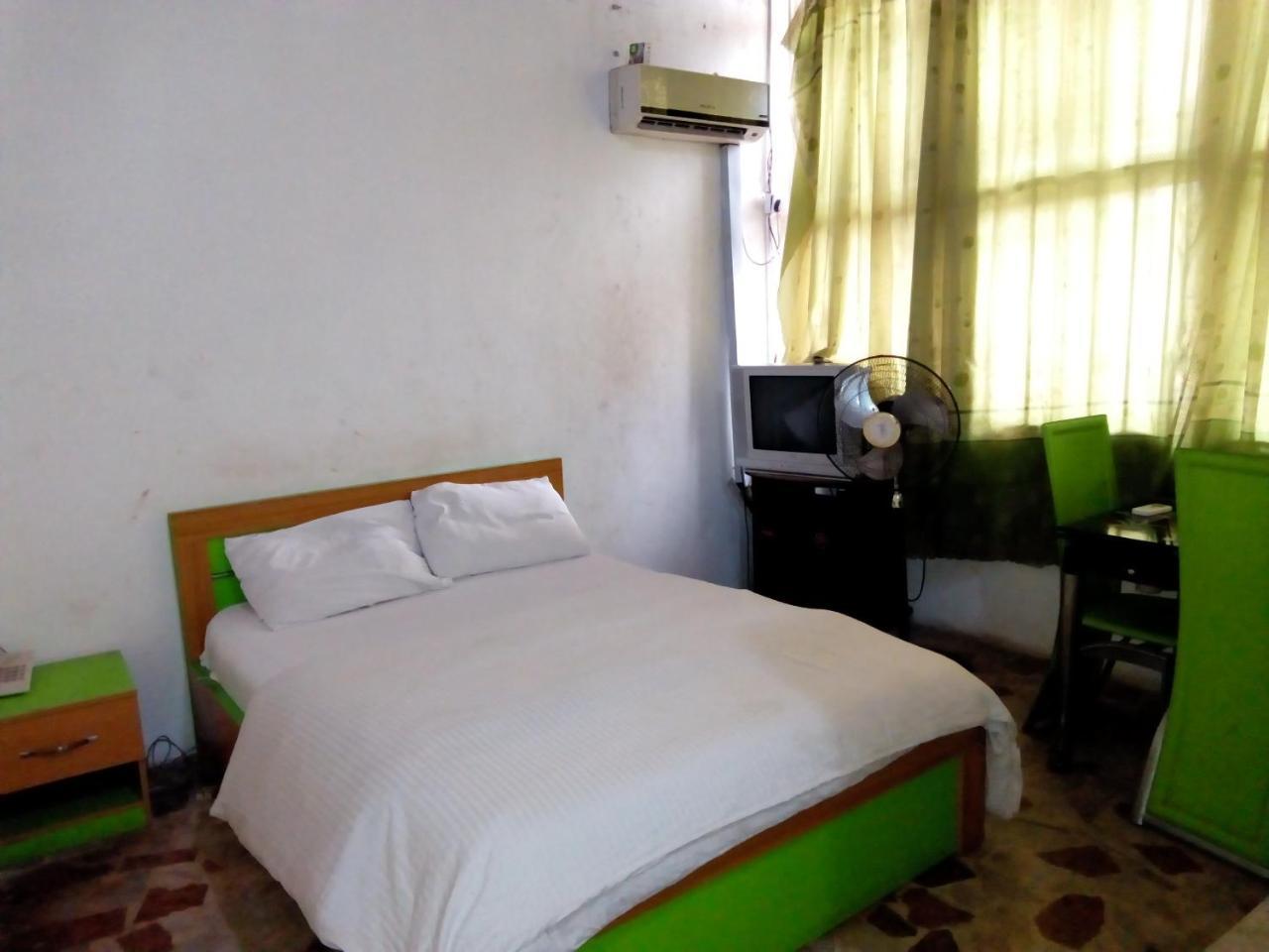 Royal Green Guest House Abeokuta Exterior foto