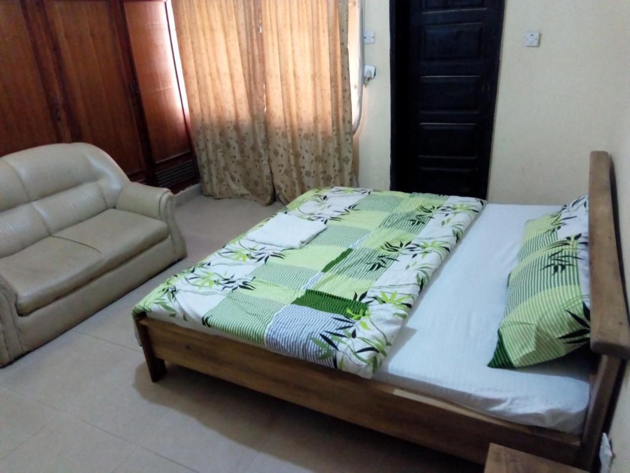 Royal Green Guest House Abeokuta Exterior foto